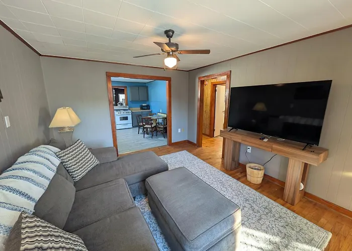 Дом отдыха 3 Bed/1 Bath Close To Everything In Robinson